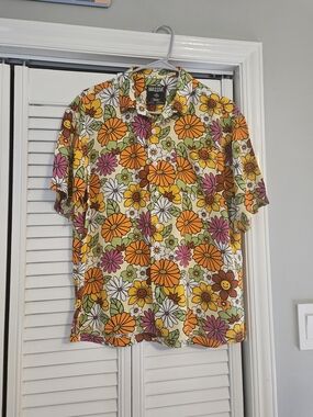 Super Massive Mens SS Buttondown In Retro Floral